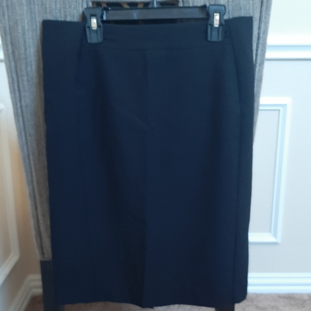 Worthington Classic Black Pencil Skirt